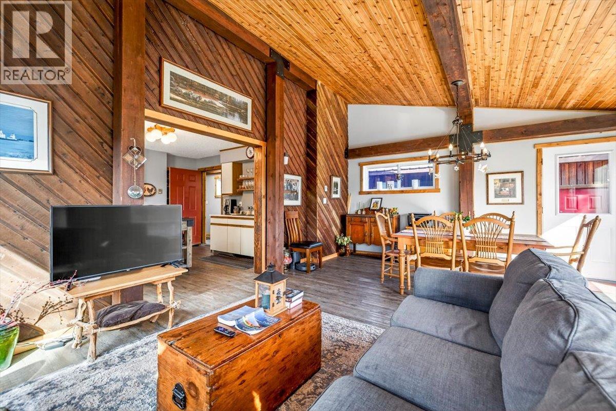 1536 Tie Lake Loop Rd. N Road, Jaffray, British Columbia  V0B 1T0 - Photo 19 - 10379679