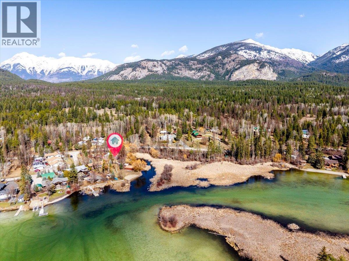 1536 Tie Lake Loop Rd. N Road, Jaffray, British Columbia  V0B 1T0 - Photo 3 - 10379679