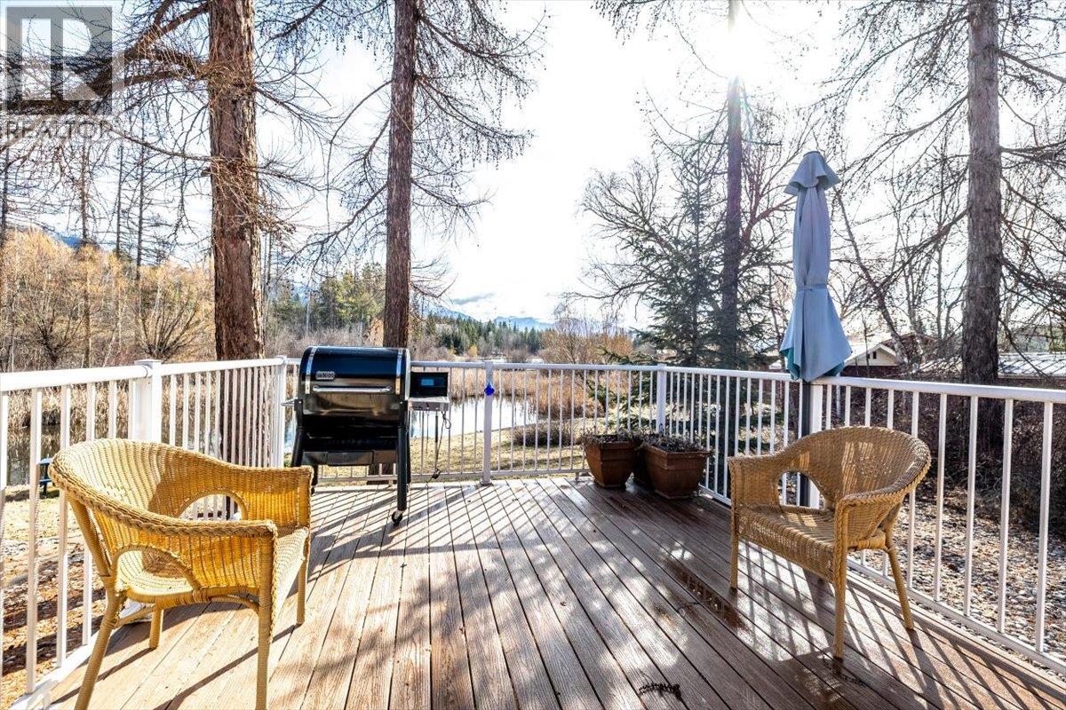 1536 Tie Lake Loop Rd. N Road, Jaffray, British Columbia  V0B 1T0 - Photo 4 - 10379679