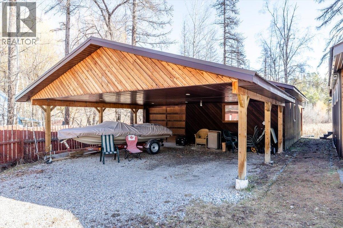 1536 Tie Lake Loop Rd. N Road, Jaffray, British Columbia  V0B 1T0 - Photo 6 - 10379679