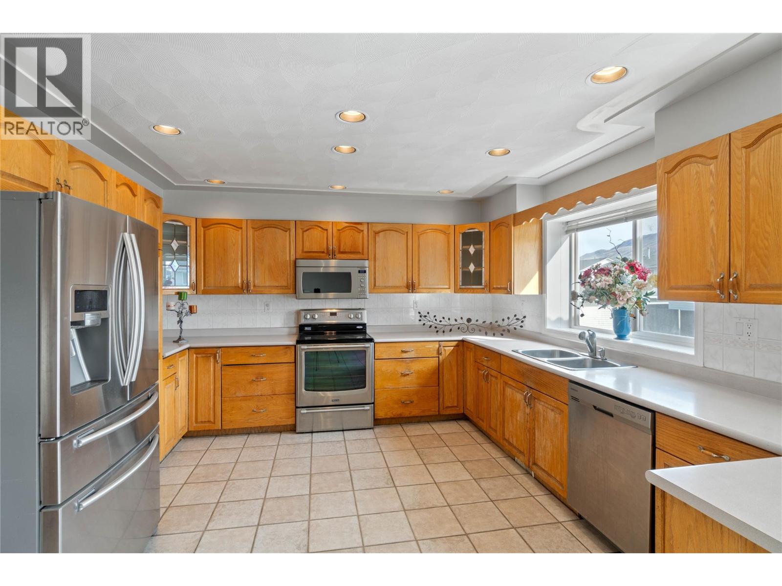 1120 14th Street, Kamloops, British Columbia  V2B 8K7 - Photo 18 - 10380290