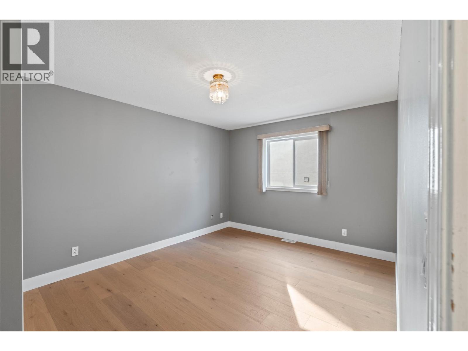1120 14th Street, Kamloops, British Columbia  V2B 8K7 - Photo 23 - 10380290