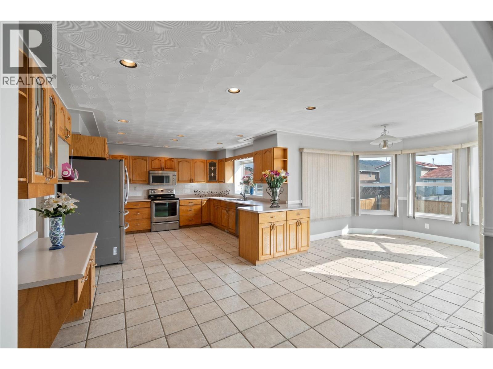 1120 14th Street, Kamloops, British Columbia  V2B 8K7 - Photo 6 - 10380290