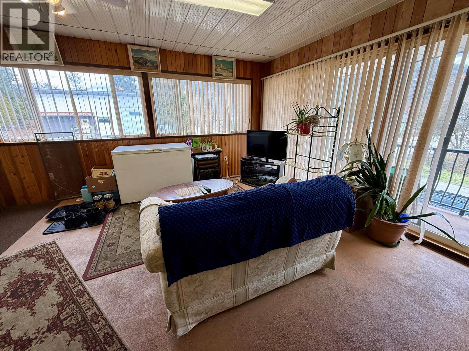 502 5th Avenue, Castlegar, British Columbia  V1N 1W2 - Photo 20 - 10380271