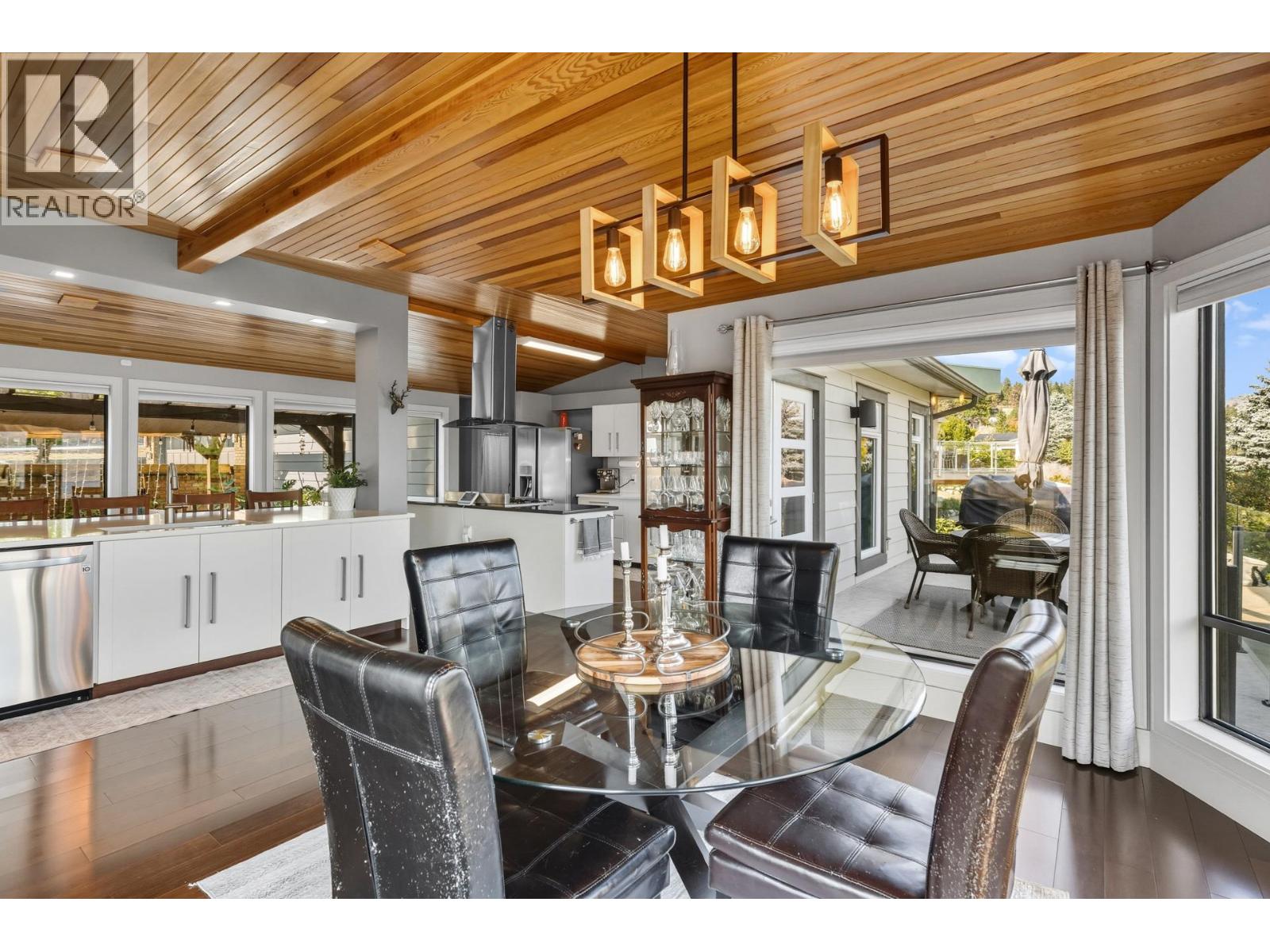 6555 Sherburn Road, Peachland, British Columbia  V0H 1X7 - Photo 20 - 10380104