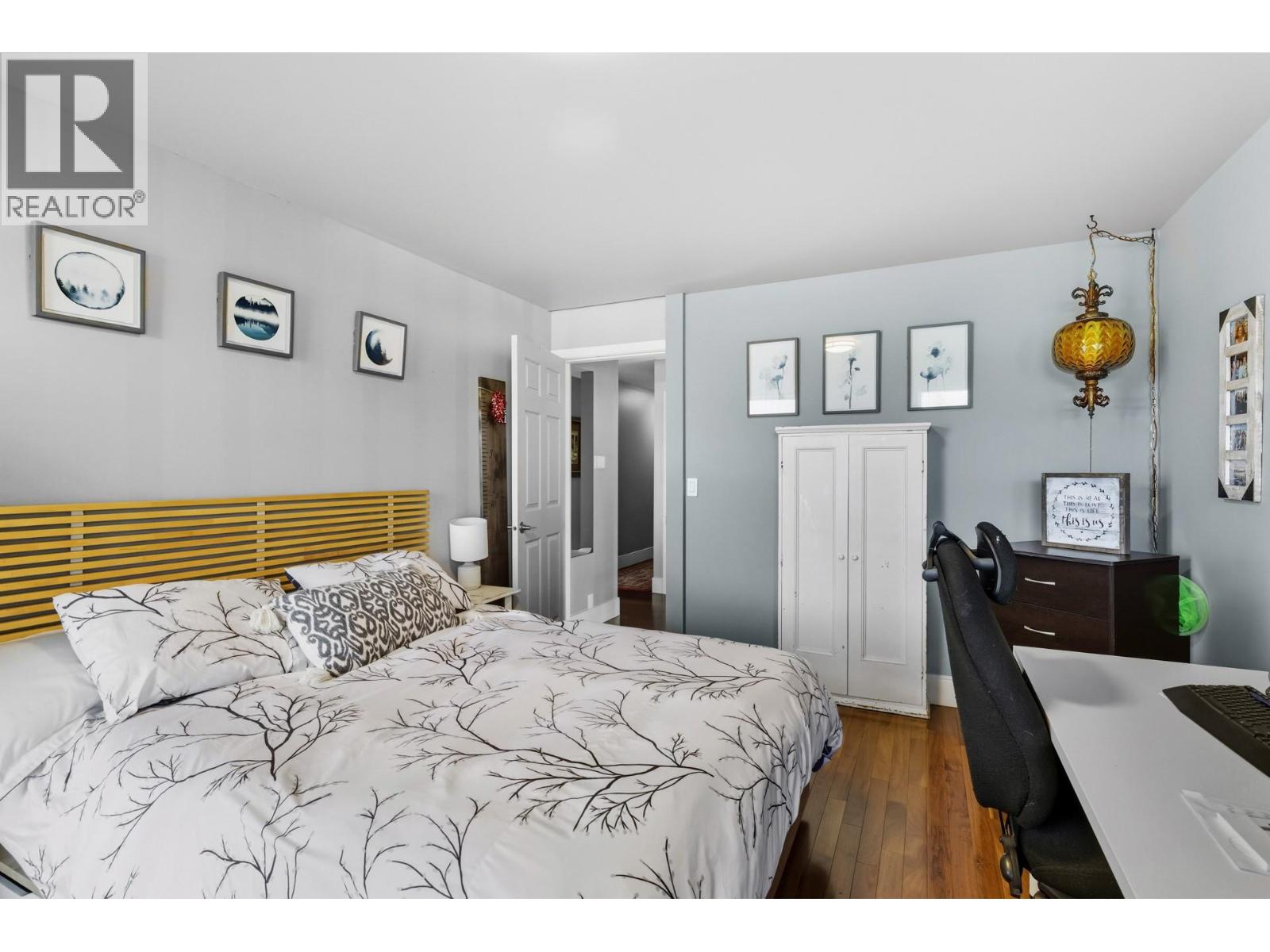6555 Sherburn Road, Peachland, British Columbia  V0H 1X7 - Photo 40 - 10380104