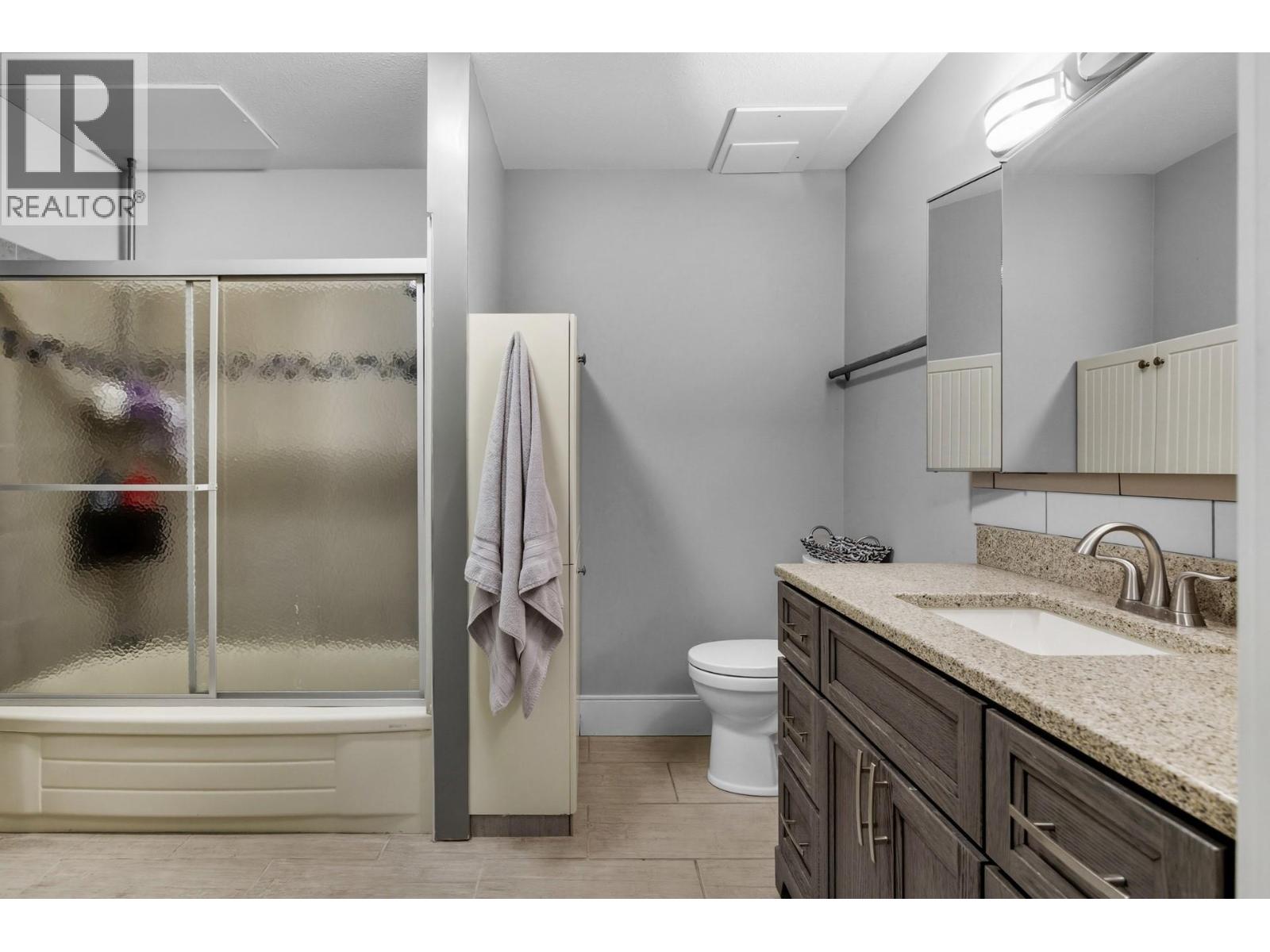 6555 Sherburn Road, Peachland, British Columbia  V0H 1X7 - Photo 44 - 10380104
