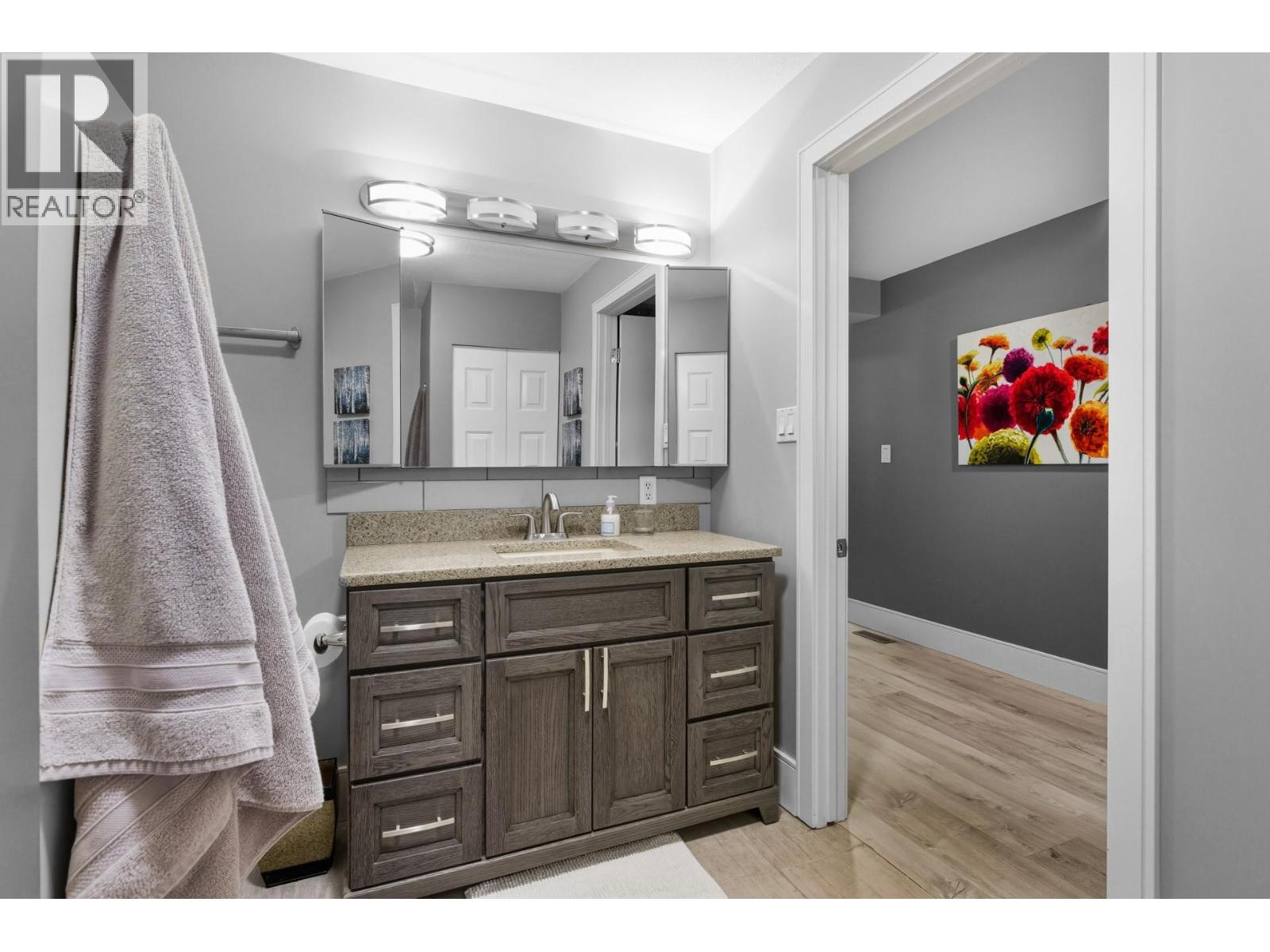 6555 Sherburn Road, Peachland, British Columbia  V0H 1X7 - Photo 45 - 10380104