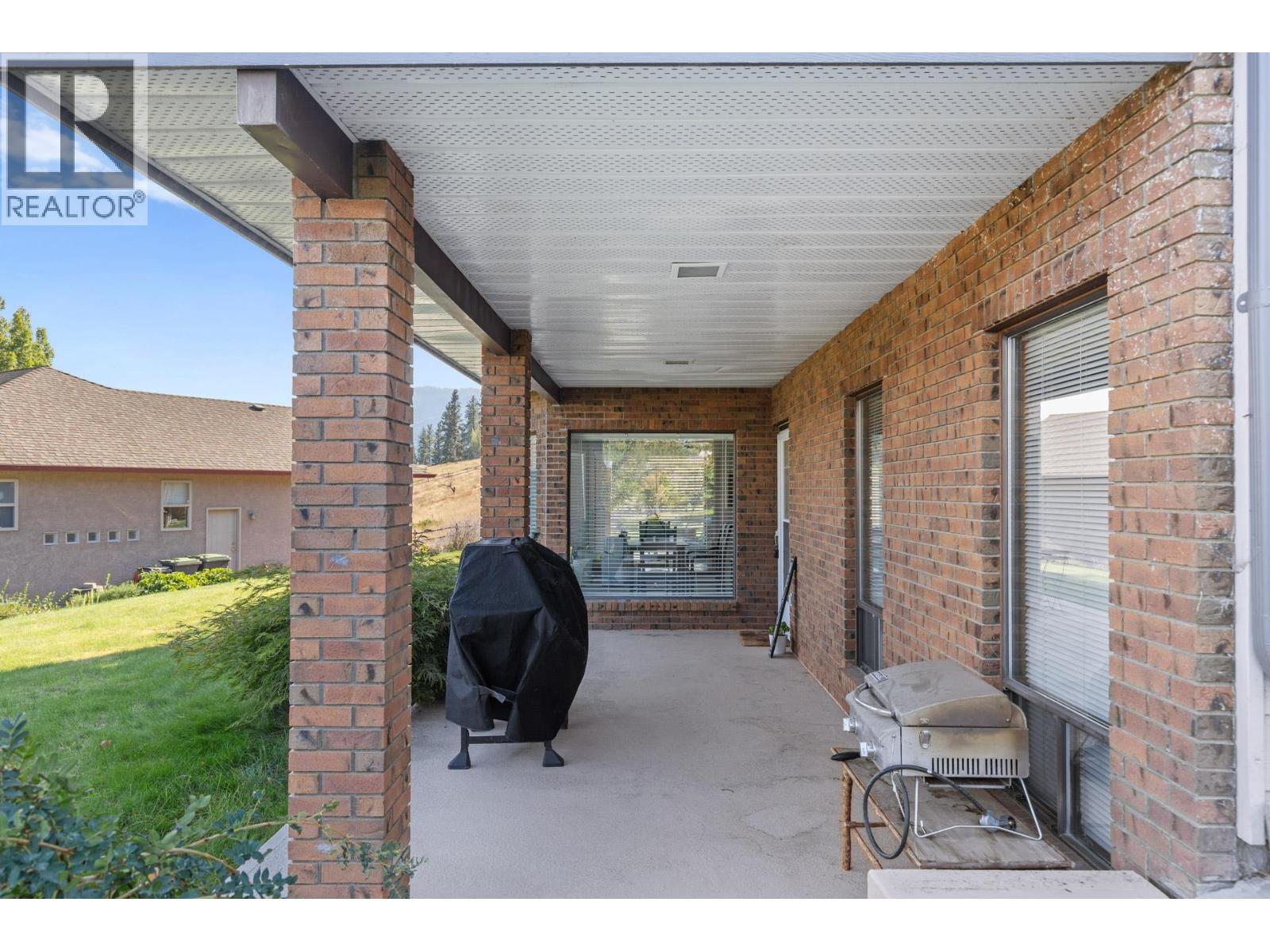 6555 Sherburn Road, Peachland, British Columbia  V0H 1X7 - Photo 62 - 10380104