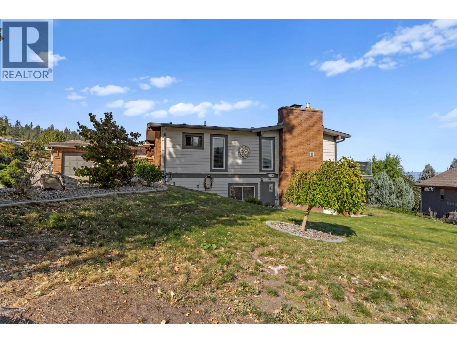 6555 Sherburn Road, Peachland, British Columbia  V0H 1X7 - Photo 64 - 10380104