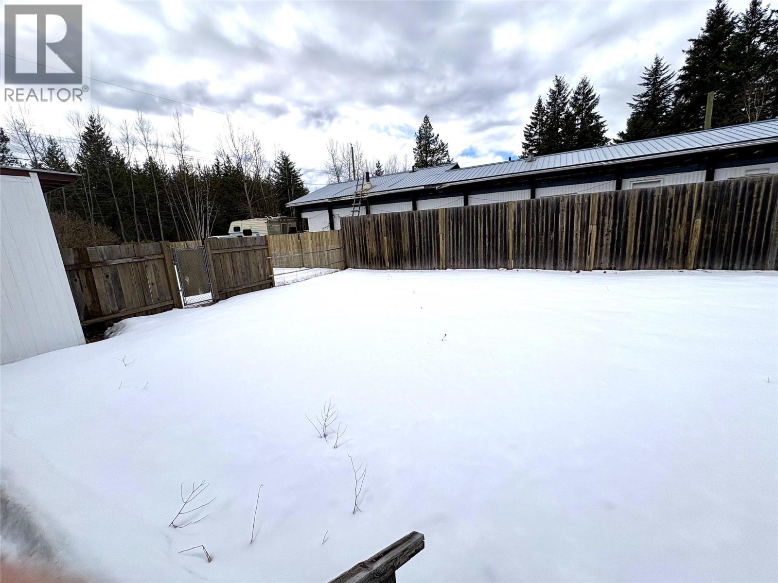 437 Wildwood Road, Clearwater, British Columbia  V0E 1N1 - Photo 16 - 10379948