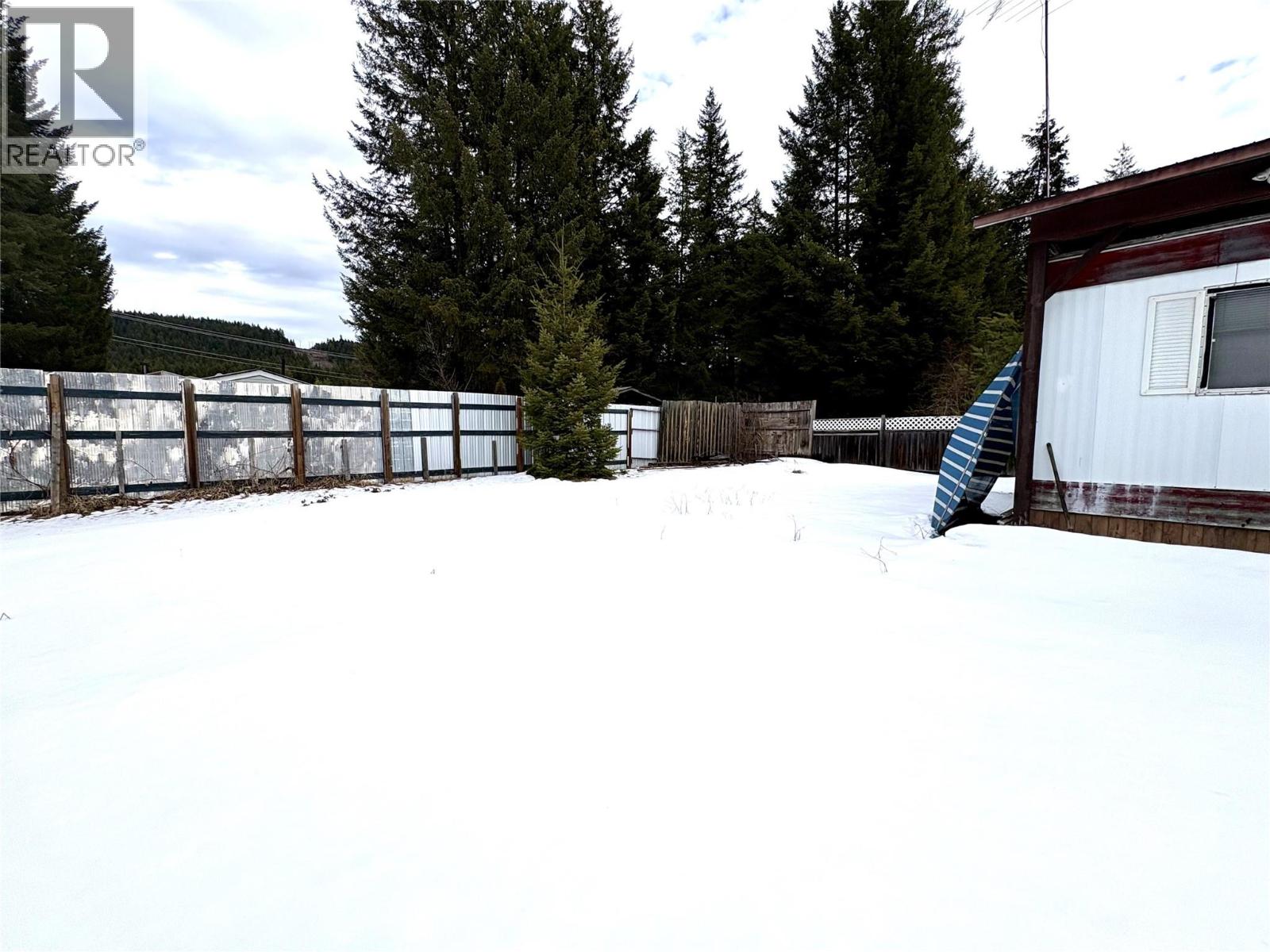 437 Wildwood Road, Clearwater, British Columbia  V0E 1N1 - Photo 17 - 10379948