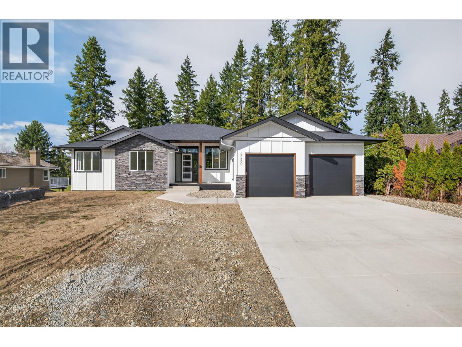 2520 Golf View Crescent, blind bay, British Columbia