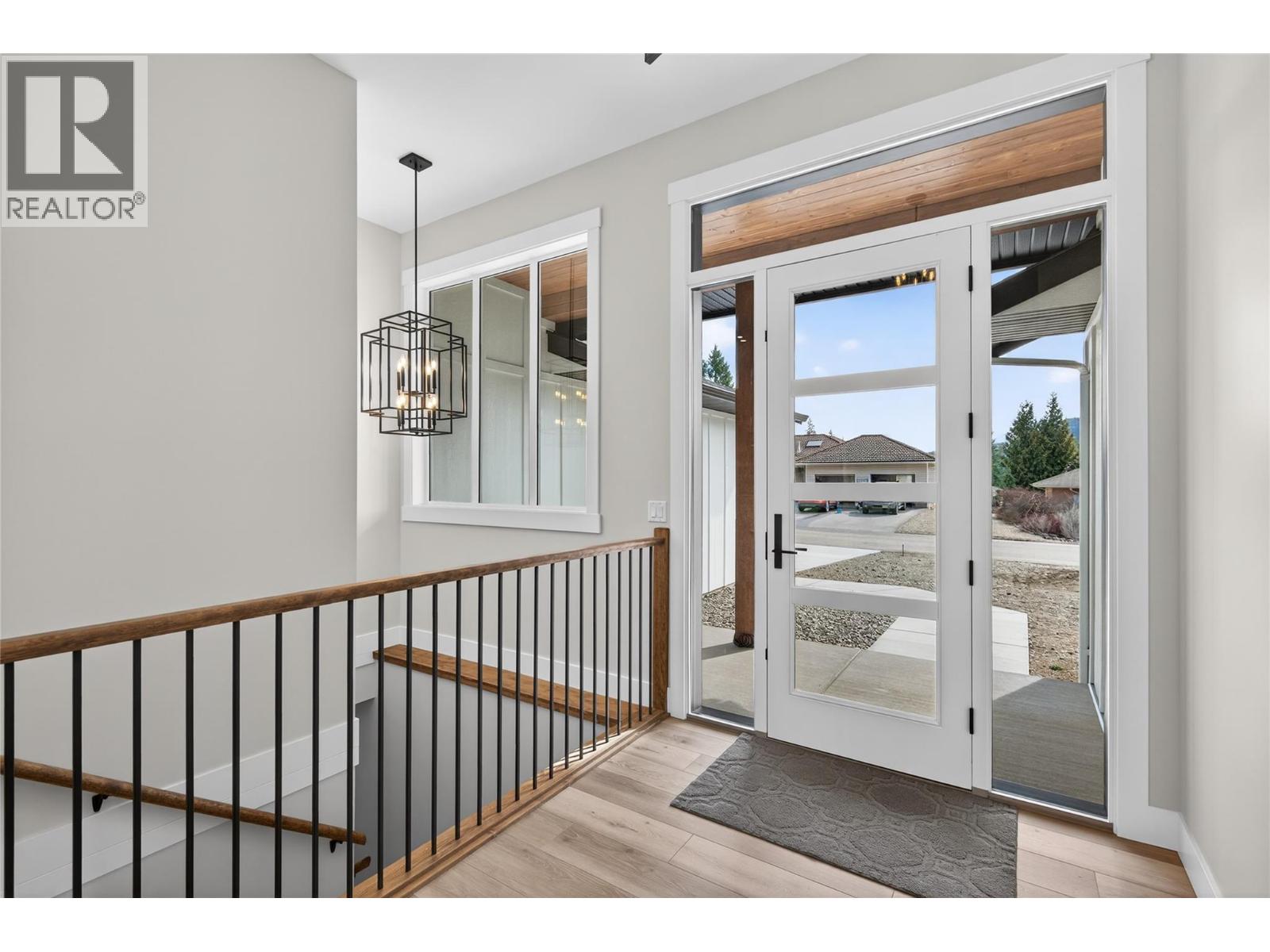 2520 Golf View Crescent, Blind Bay, British Columbia  V0E 1H2 - Photo 4 - 10380344