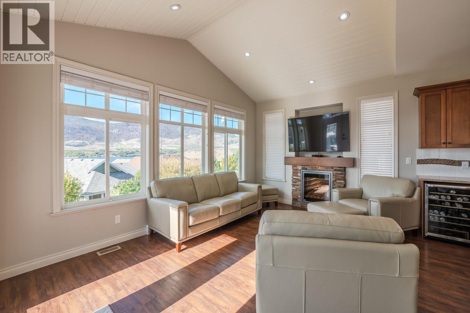 2450 Radio Tower Road Unit# 206, Oliver, British Columbia  V0H 1T1 - Photo 29 - 10380029