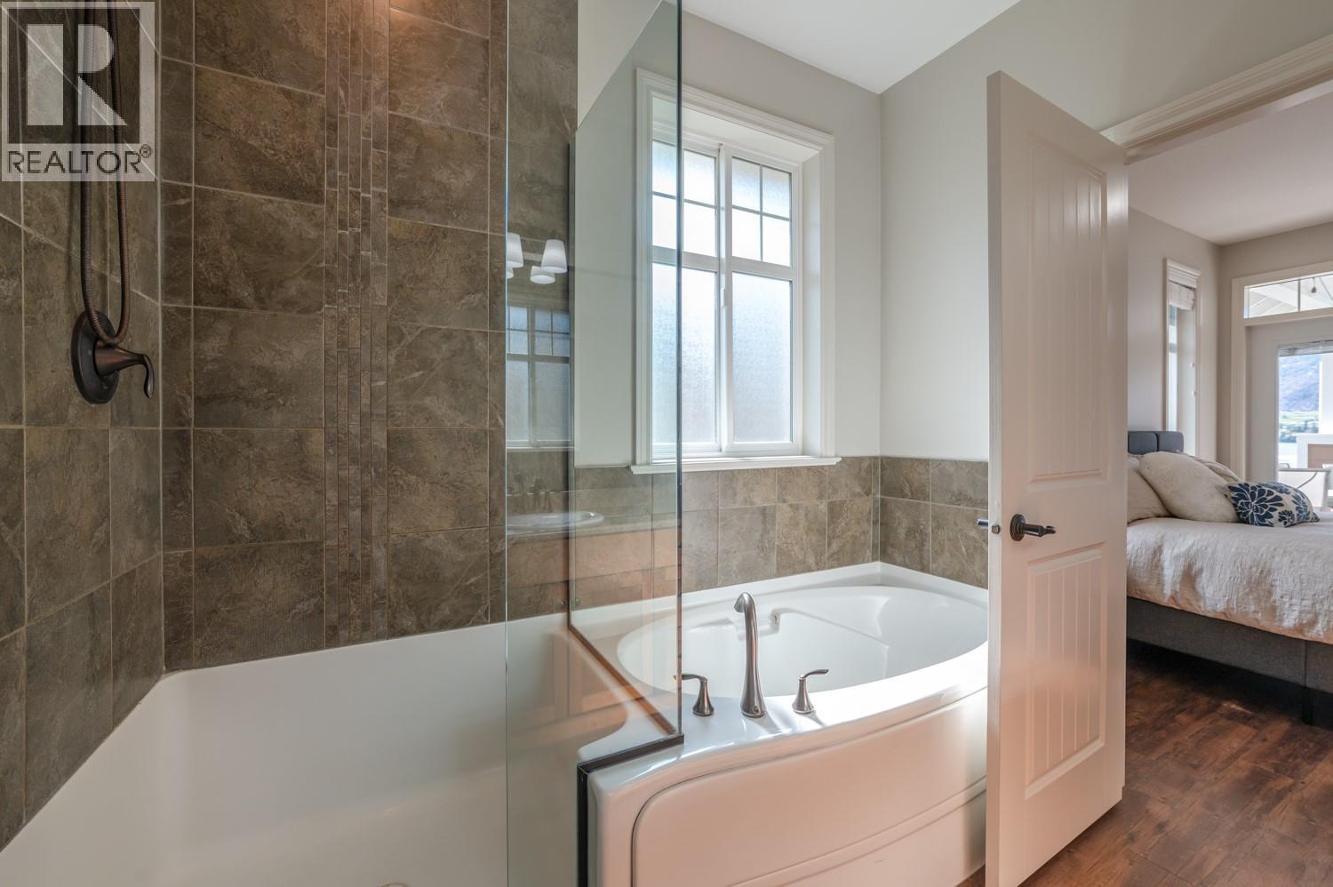 2450 Radio Tower Road Unit# 206, Oliver, British Columbia  V0H 1T1 - Photo 39 - 10380029