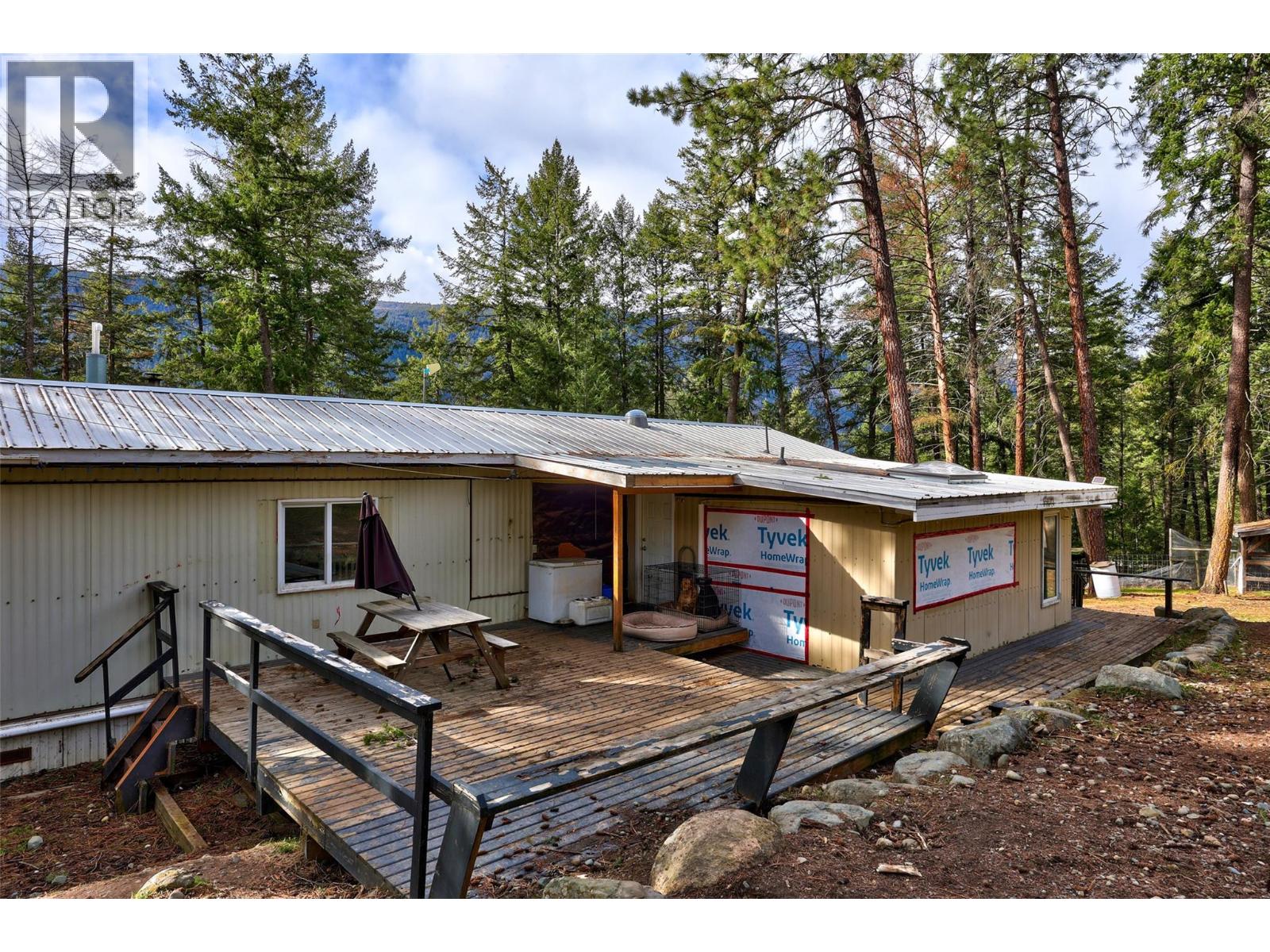 392 Walterdale Road, Kamloops, British Columbia  V2C 6H1 - Photo 36 - 10379330