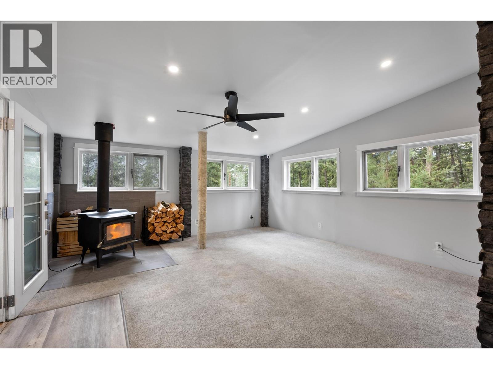 392 Walterdale Road, Kamloops, British Columbia  V2C 6H1 - Photo 4 - 10379330