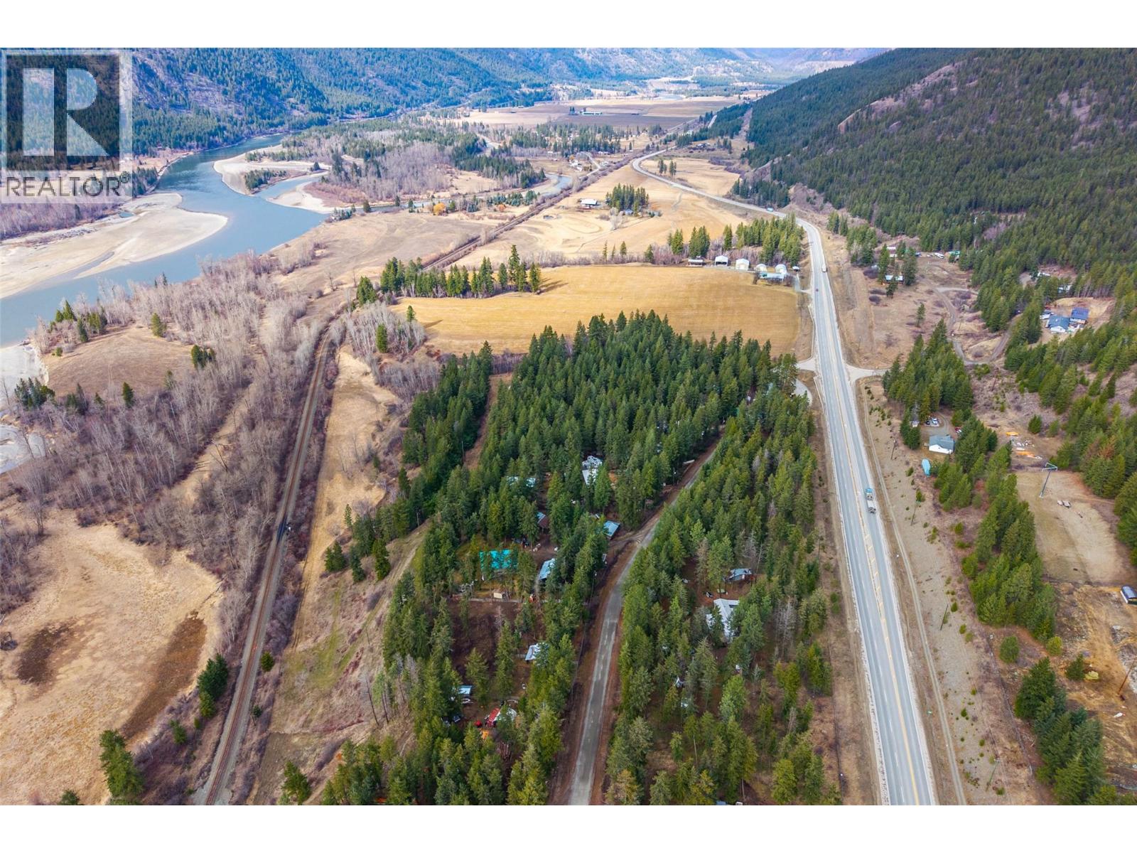 392 Walterdale Road, Kamloops, British Columbia  V2C 6H1 - Photo 45 - 10379330