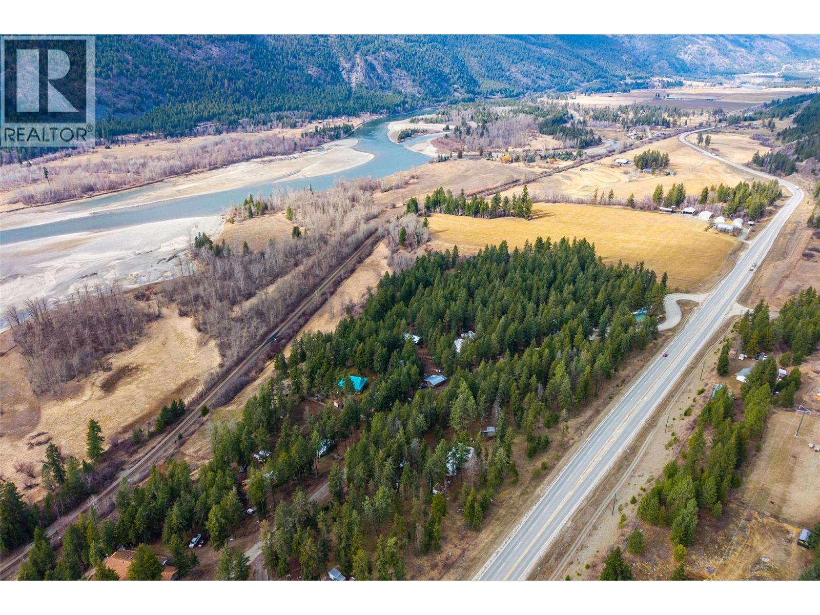 392 Walterdale Road, Kamloops, British Columbia  V2C 6H1 - Photo 46 - 10379330