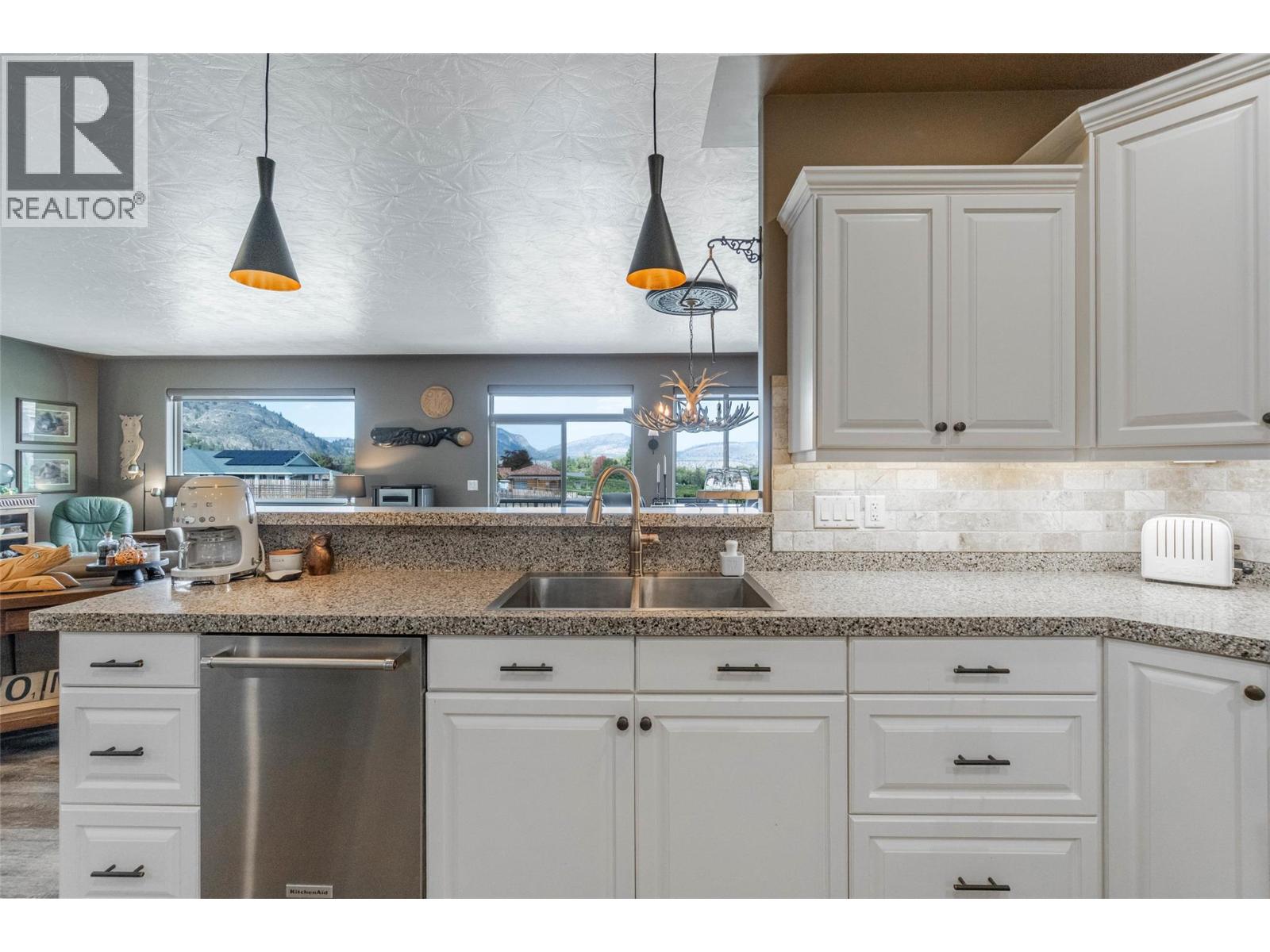 6963 Chardonnay Place, Oliver, British Columbia  V0H 1T4 - Photo 15 - 10378919