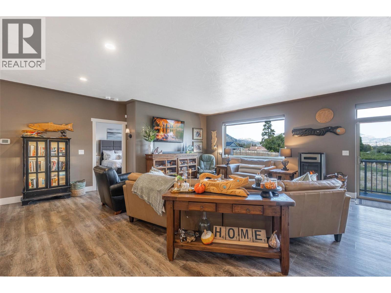 6963 Chardonnay Place, Oliver, British Columbia  V0H 1T4 - Photo 32 - 10378919