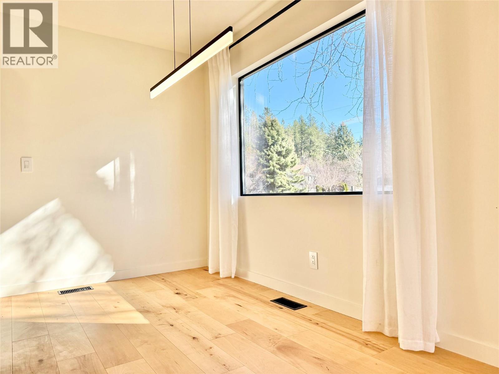 6295 College Road, Grand Forks, British Columbia  V0H 1H2 - Photo 14 - 10380293