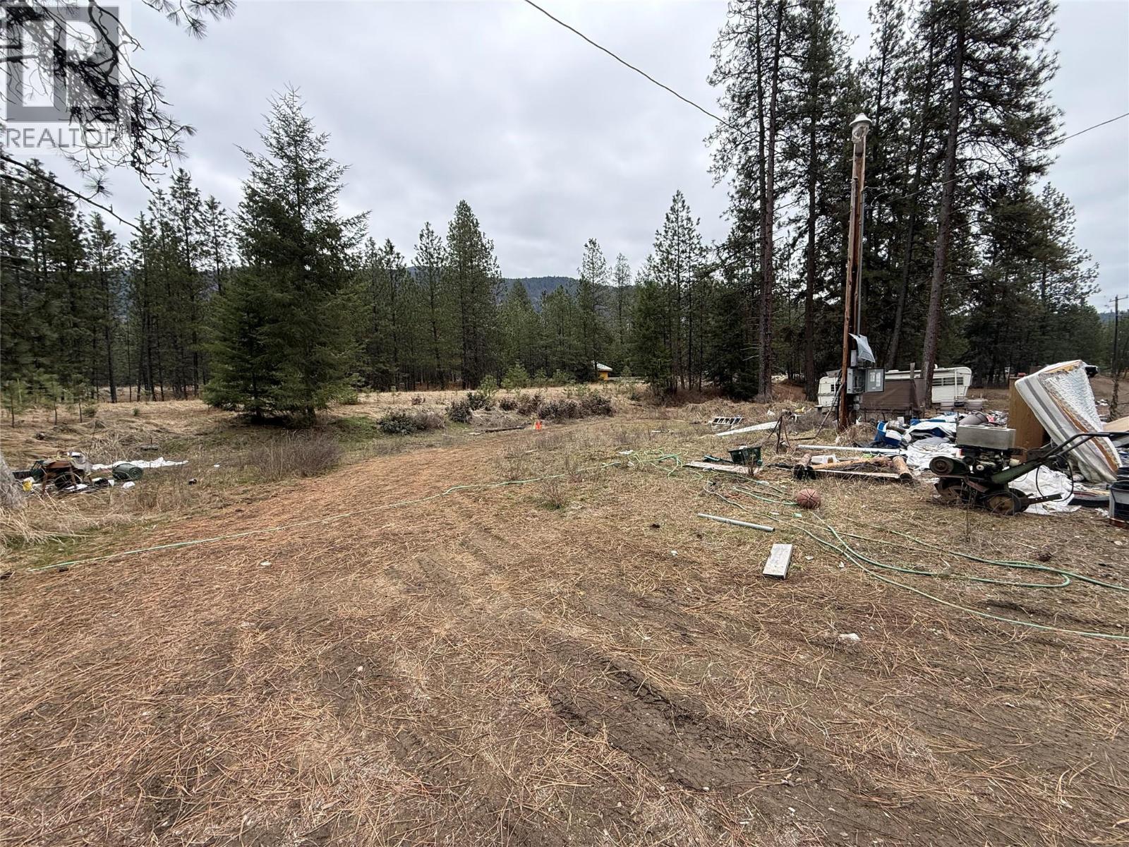 995 395 Highway, christina lake, British Columbia