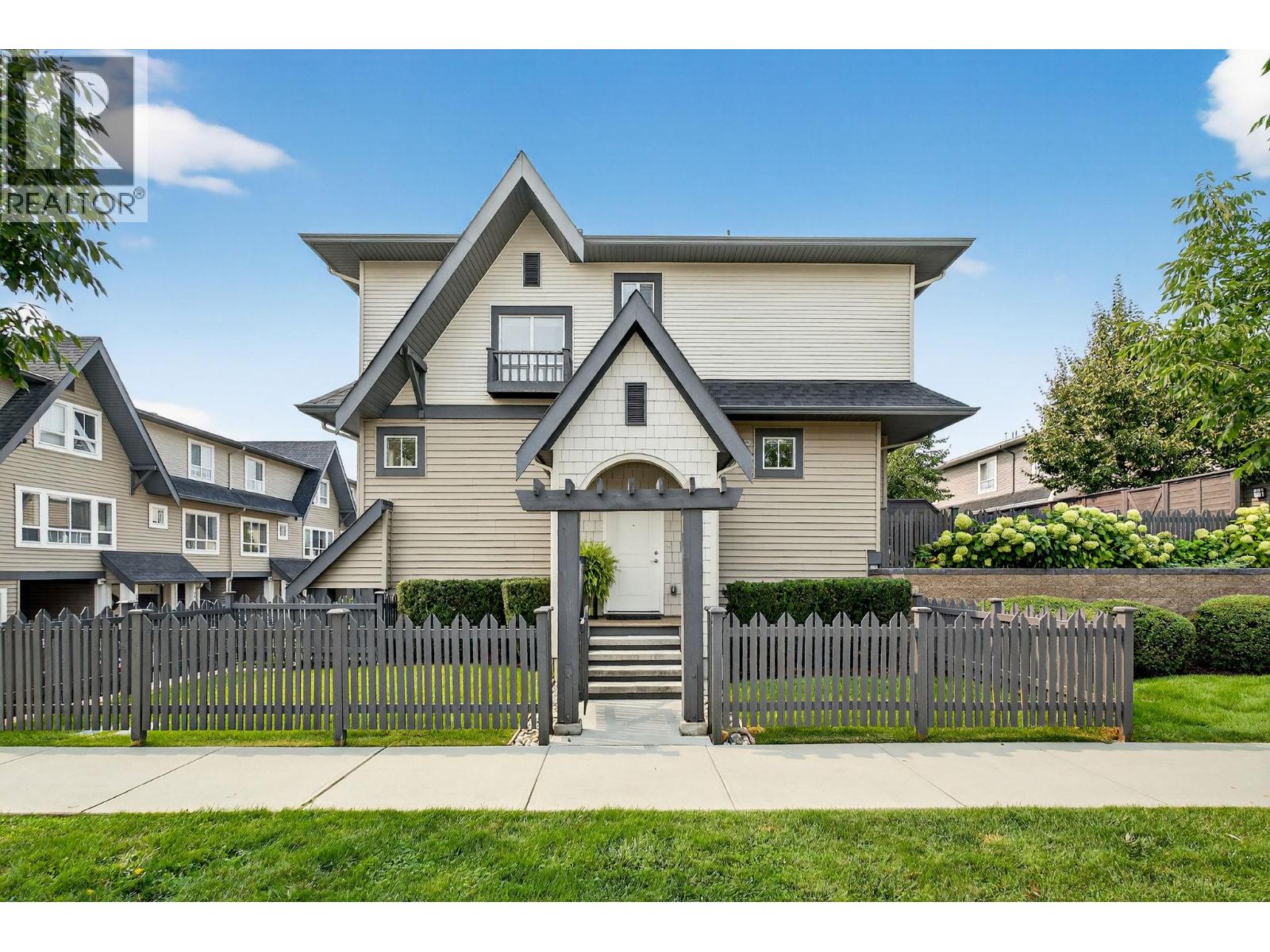 680 Old Meadows Road Unit# 30, Kelowna, British Columbia  V1W 5L4 - Photo 2 - 10380034