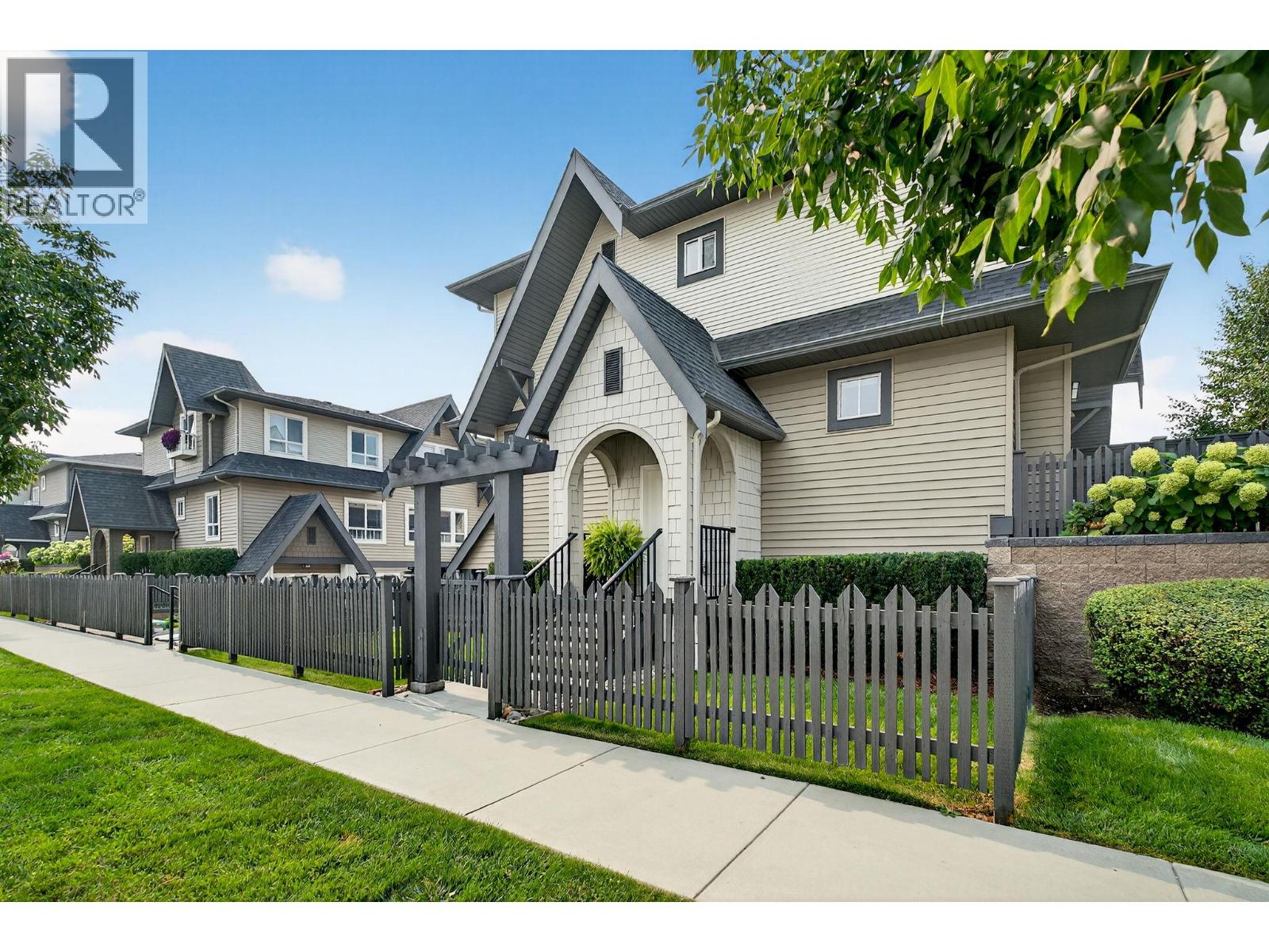 680 Old Meadows Road Unit# 30, Kelowna, British Columbia  V1W 5L4 - Photo 4 - 10380034
