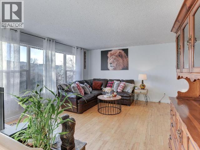 1334 Hook Drive, Kamloops, British Columbia  V2B 7S9 - Photo 15 - 10380362