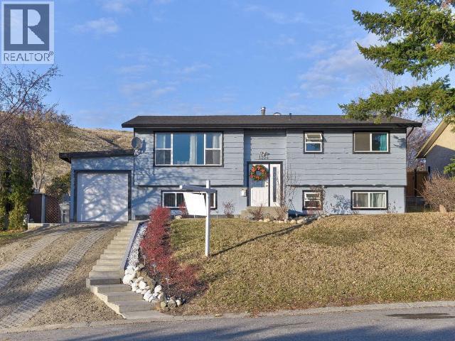 1334 Hook Drive, Kamloops, British Columbia  V2B 7S9 - Photo 2 - 10380362