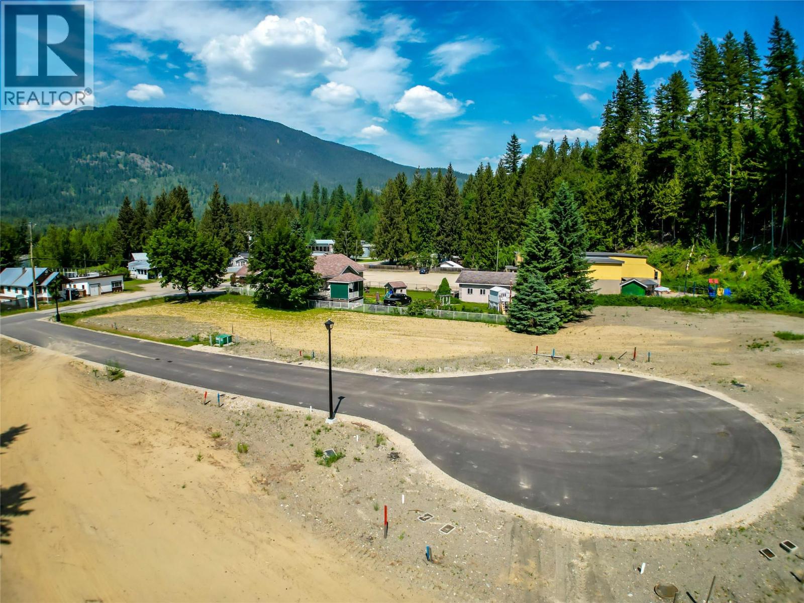 2-1445 Illecillewaet Road Lot# Sl 1, Revelstoke, British Columbia  V0E 2S1 - Photo 17 - 10380172
