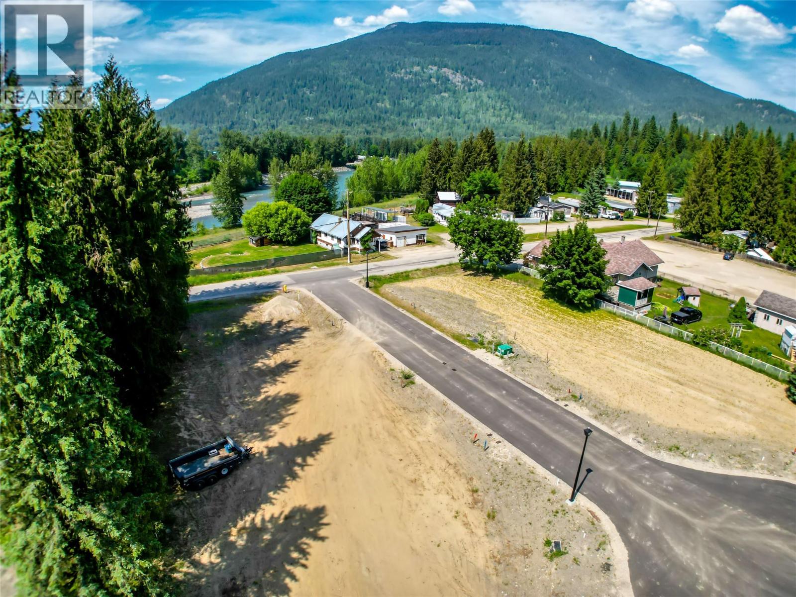 2-1445 Illecillewaet Road Lot# Sl 1, Revelstoke, British Columbia  V0E 2S1 - Photo 19 - 10380172