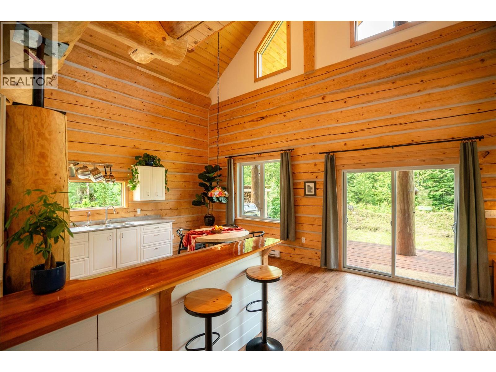 935 Hill Creek Road, Galena Bay, British Columbia  V0G 1R2 - Photo 13 - 10380036