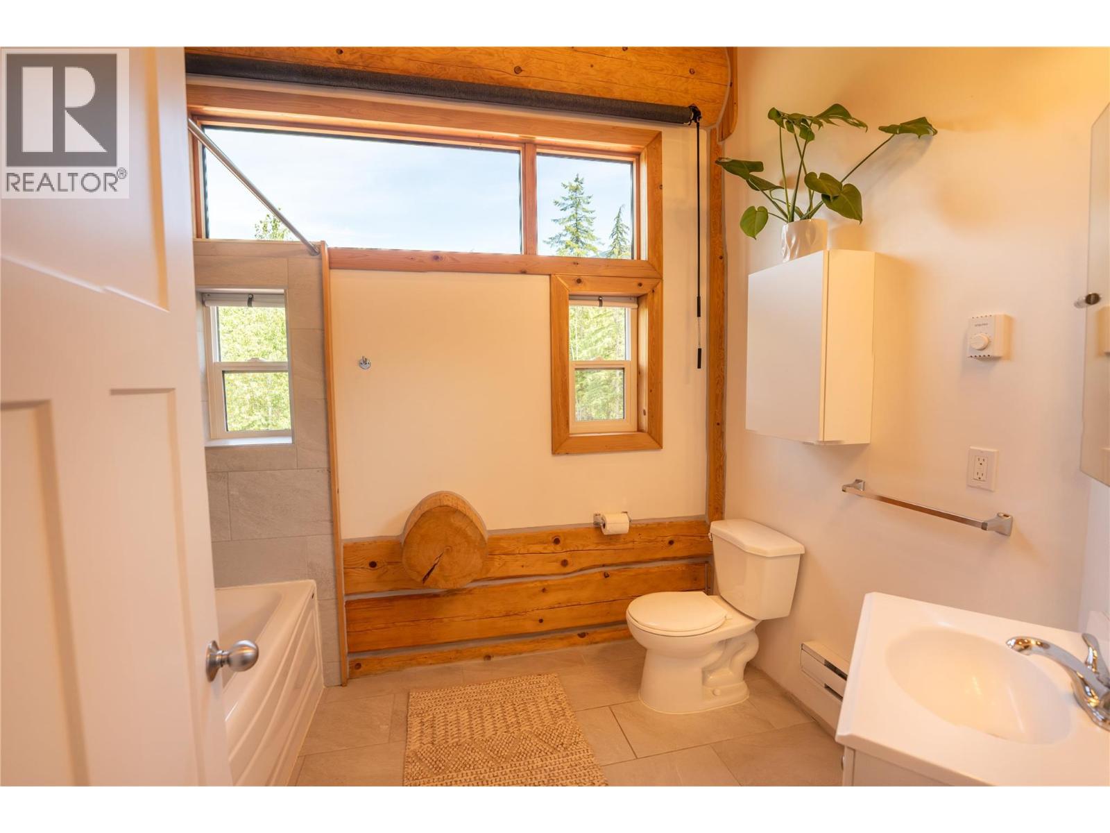 935 Hill Creek Road, Galena Bay, British Columbia  V0G 1R2 - Photo 25 - 10380036