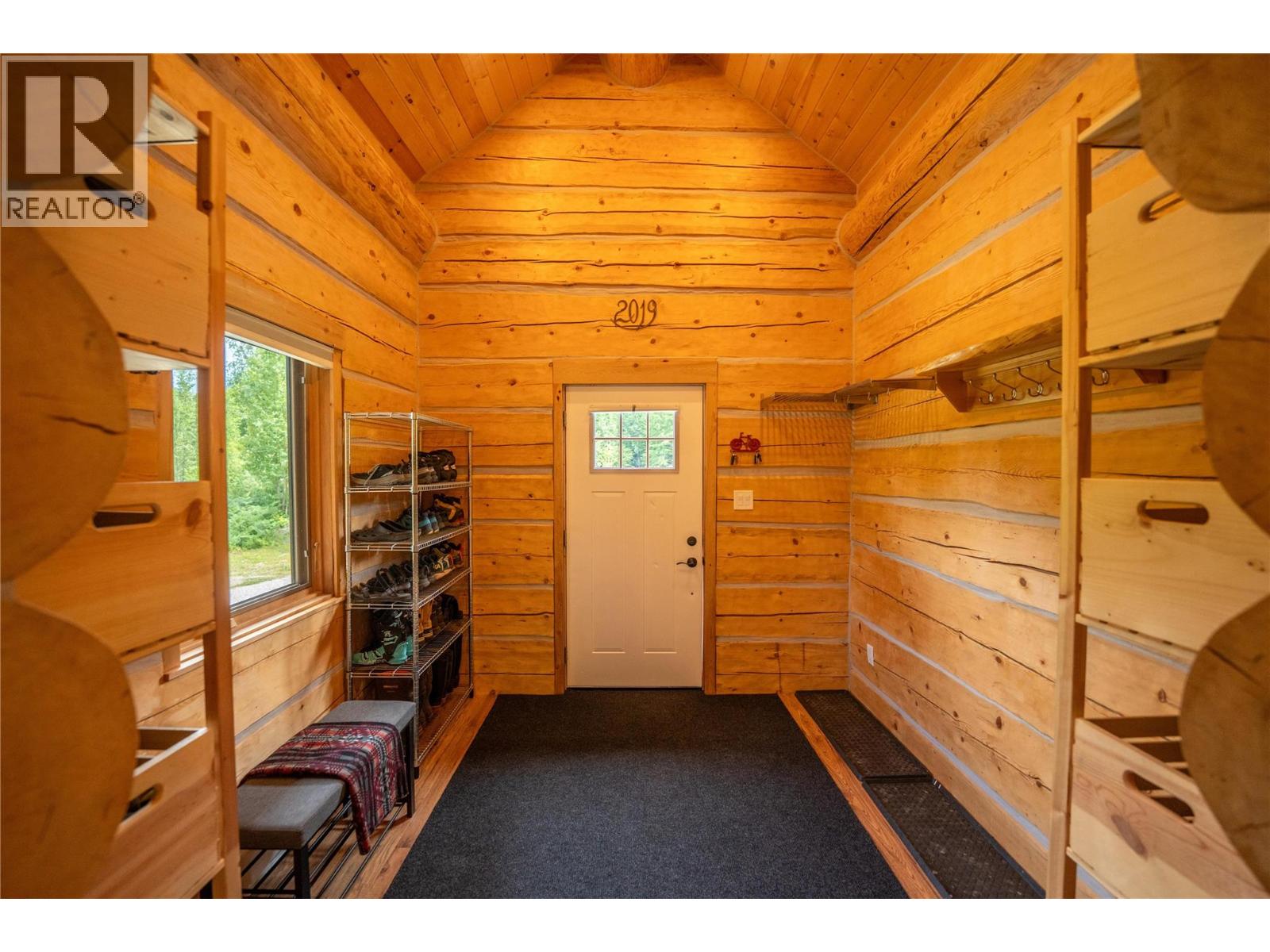 935 Hill Creek Road, Galena Bay, British Columbia  V0G 1R2 - Photo 7 - 10380036