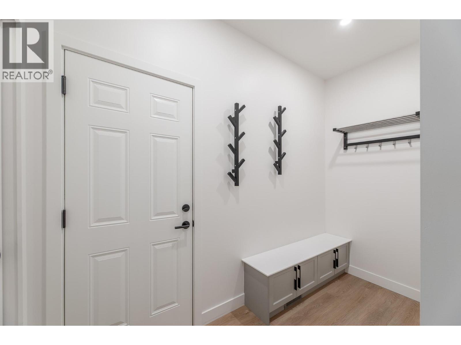 5011 Towgood Place Unit# 105, Summerland, British Columbia  V0H 1Z9 - Photo 2 - 10380352