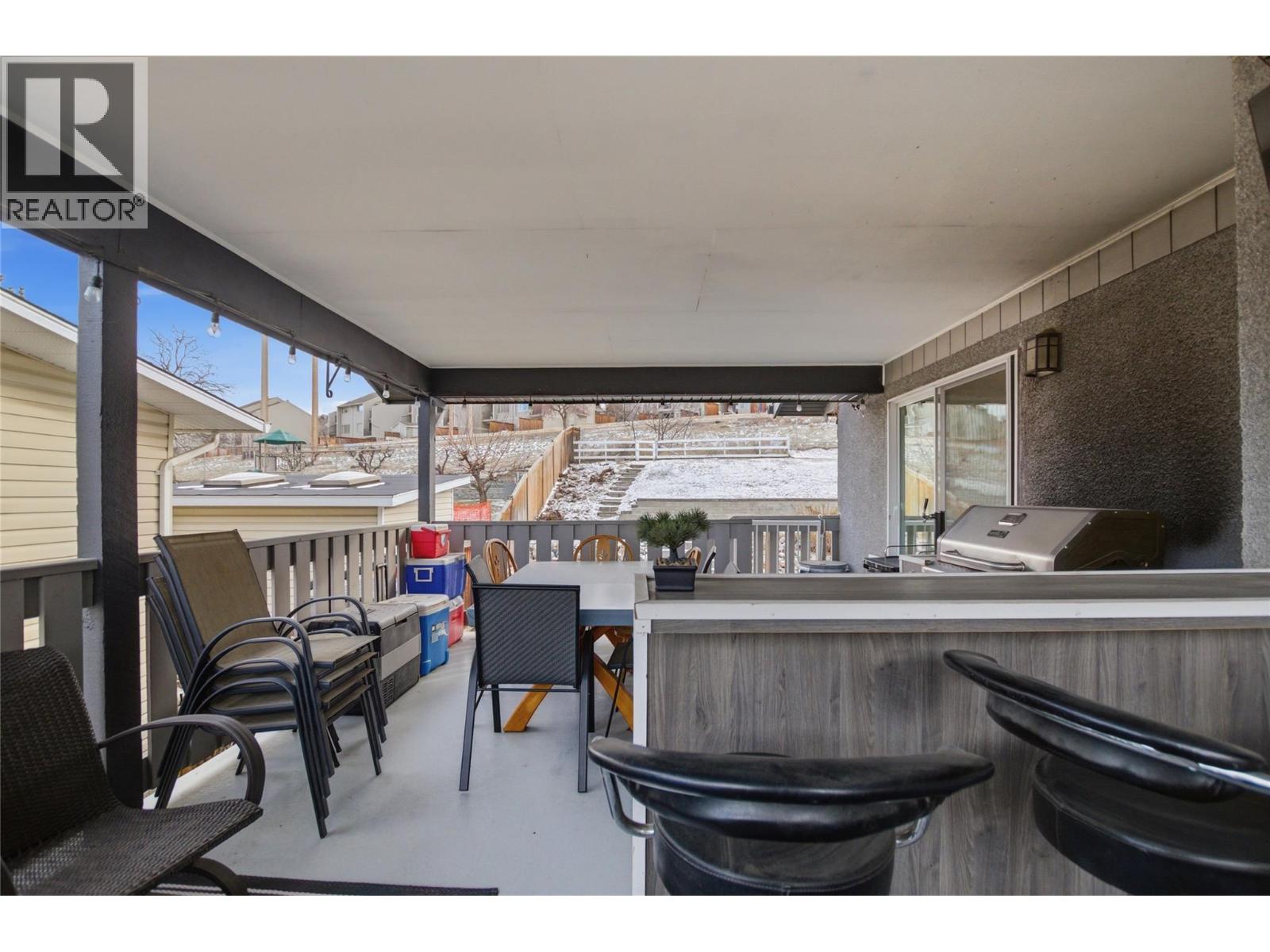 299 Gordonhorn Crescent, Kamloops, British Columbia  V2E 1G6 - Photo 18 - 10380346