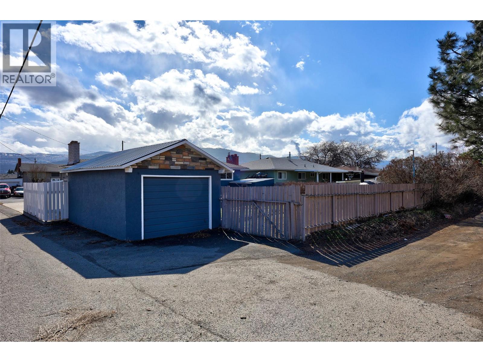 824 Sudbury Avenue, Kamloops, British Columbia  V2B 1Z9 - Photo 38 - 10380326