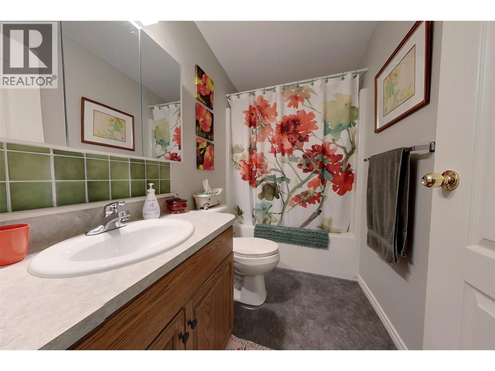 1006 11th  N Avenue, Creston, British Columbia  V0B 1G6 - Photo 17 - 10380382