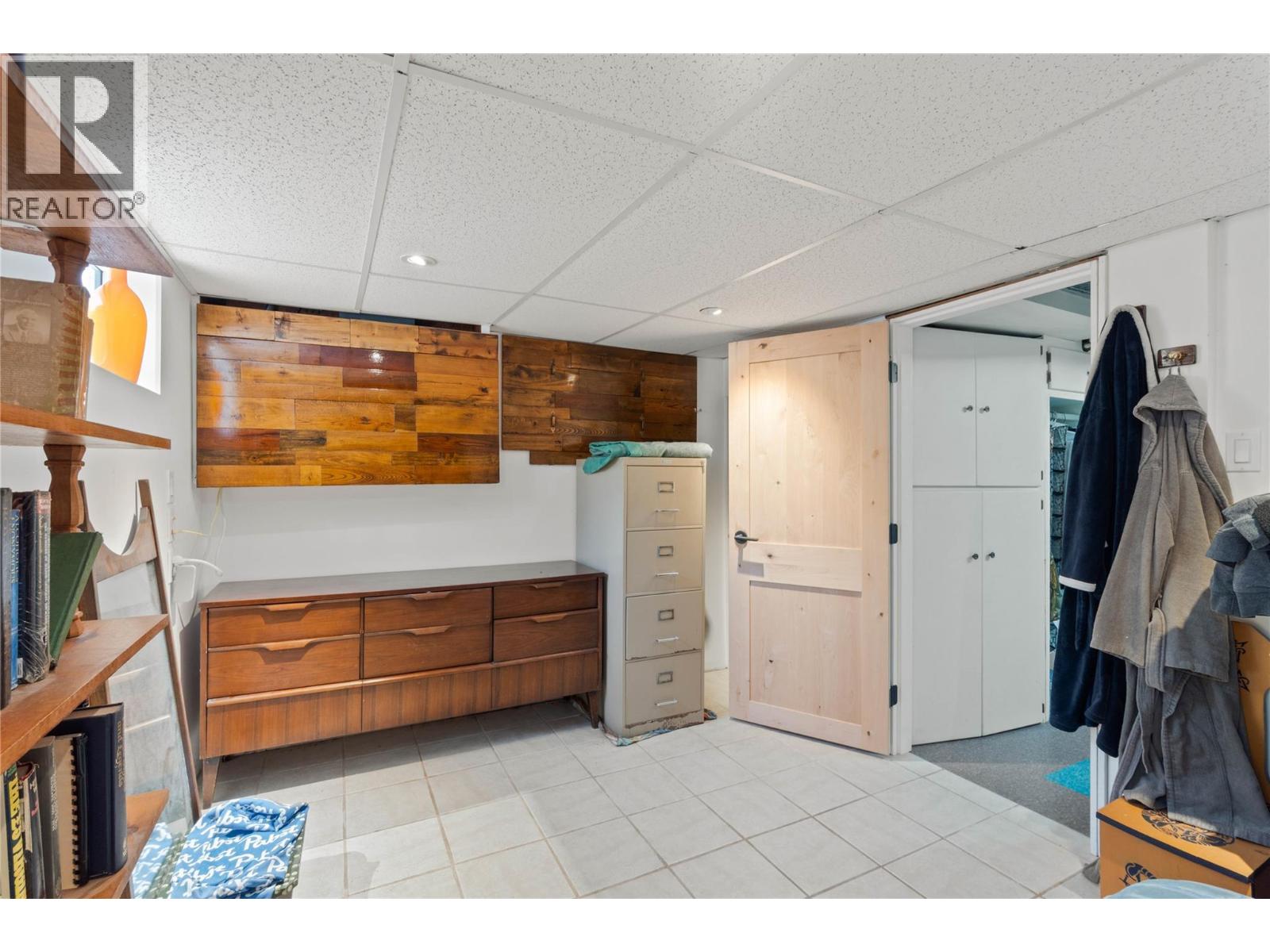 1693 Valleyview Drive, Kamloops, British Columbia  V2C 4B6 - Photo 17 - 10380347
