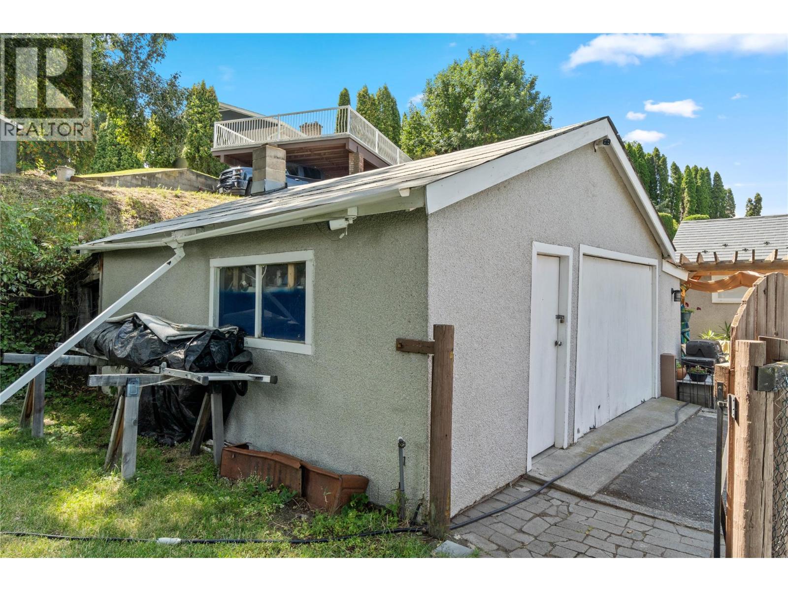 1693 Valleyview Drive, Kamloops, British Columbia  V2C 4B6 - Photo 22 - 10380347