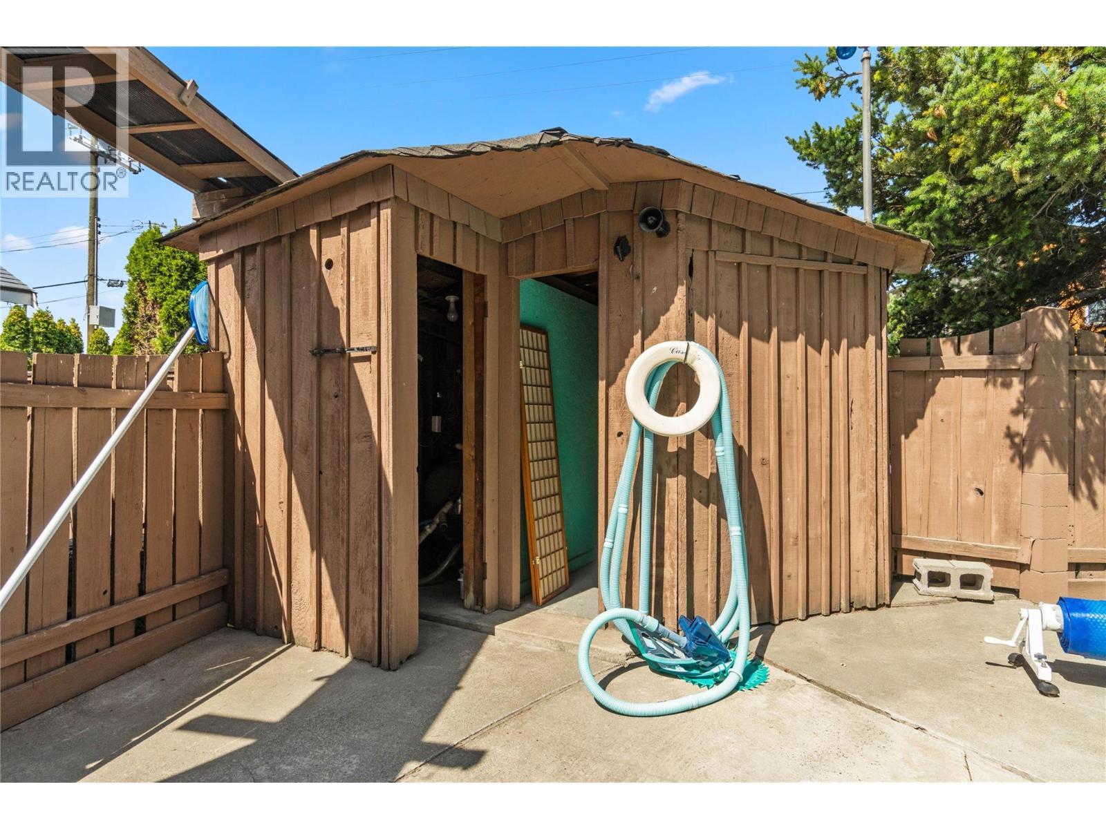 1693 Valleyview Drive, Kamloops, British Columbia  V2C 4B6 - Photo 25 - 10380347
