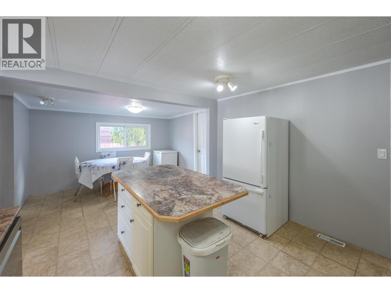 411 6th Avenue, Keremeos, British Columbia  V0X 1N3 - Photo 13 - 10379443