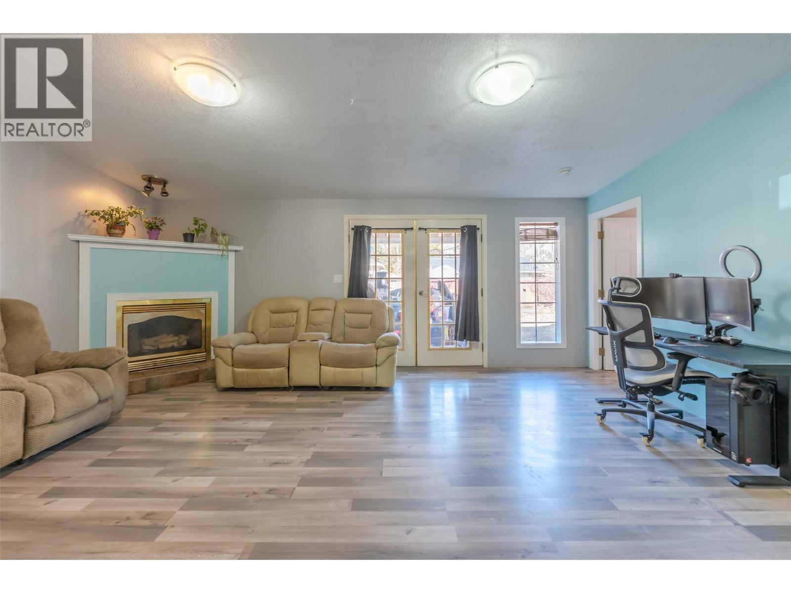 411 6th Avenue, Keremeos, British Columbia  V0X 1N3 - Photo 15 - 10379443