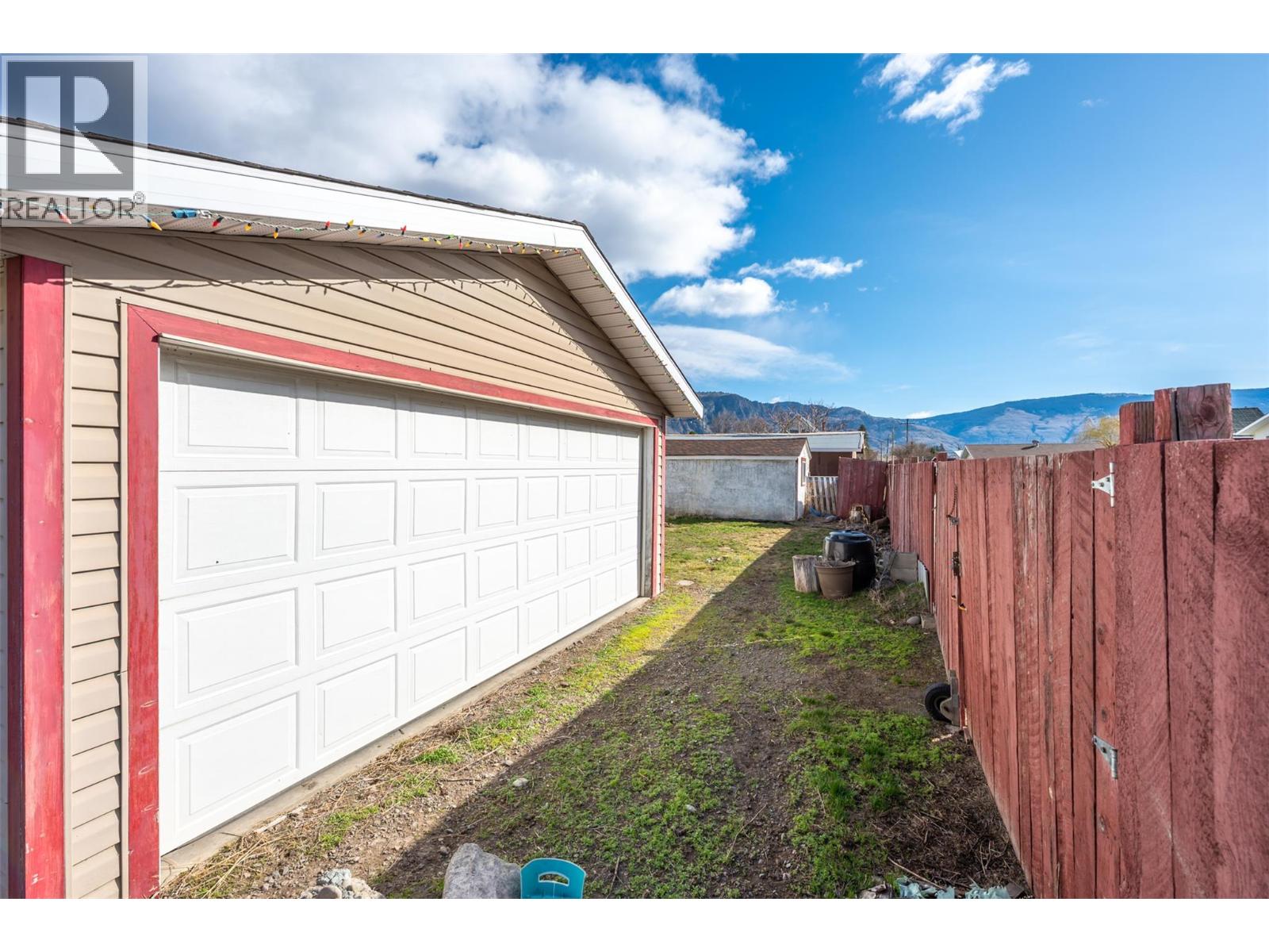 411 6th Avenue, Keremeos, British Columbia  V0X 1N3 - Photo 37 - 10379443