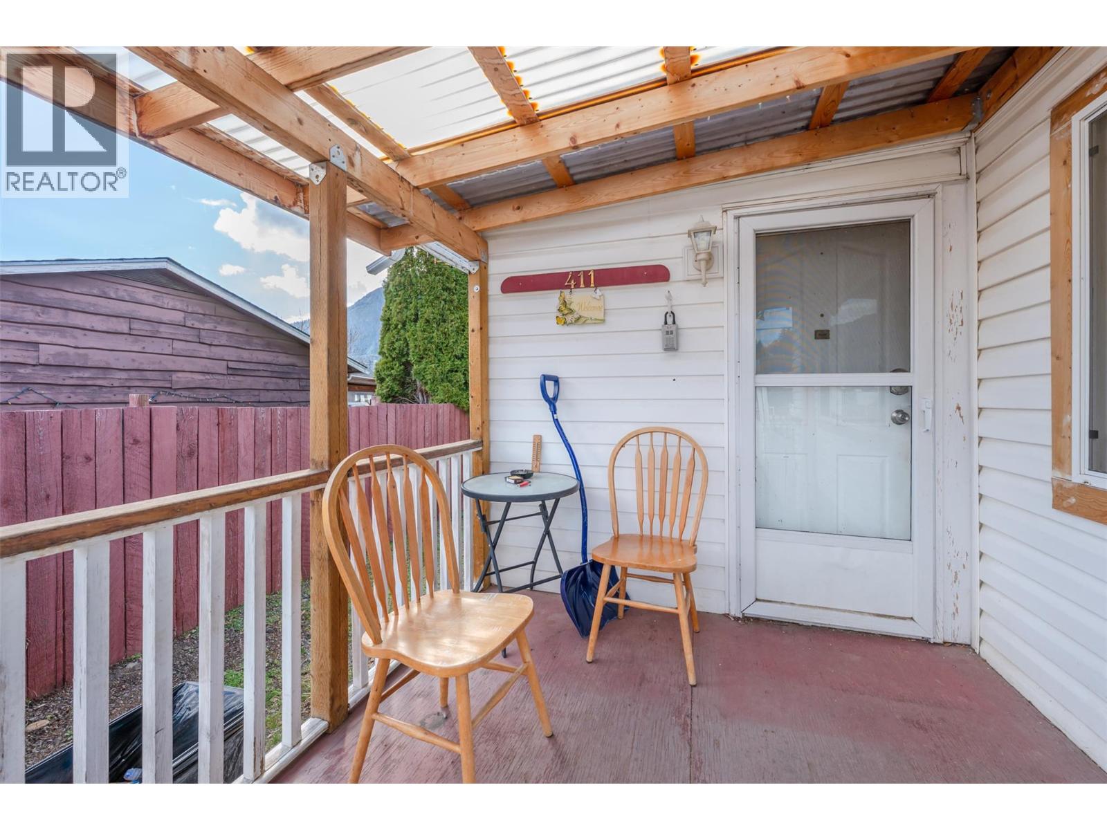 411 6th Avenue, Keremeos, British Columbia  V0X 1N3 - Photo 43 - 10379443