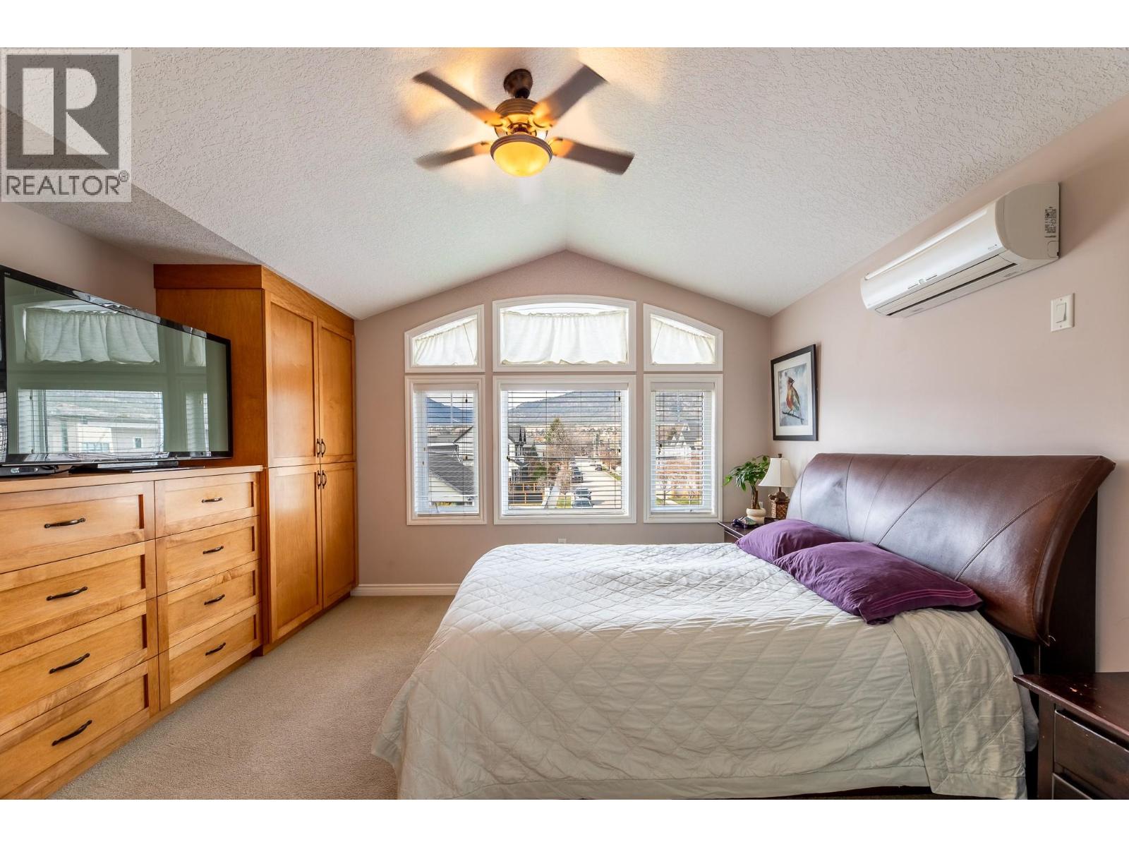 114 Lakeview Street, Penticton, British Columbia  V2A 5R8 - Photo 12 - 10380380