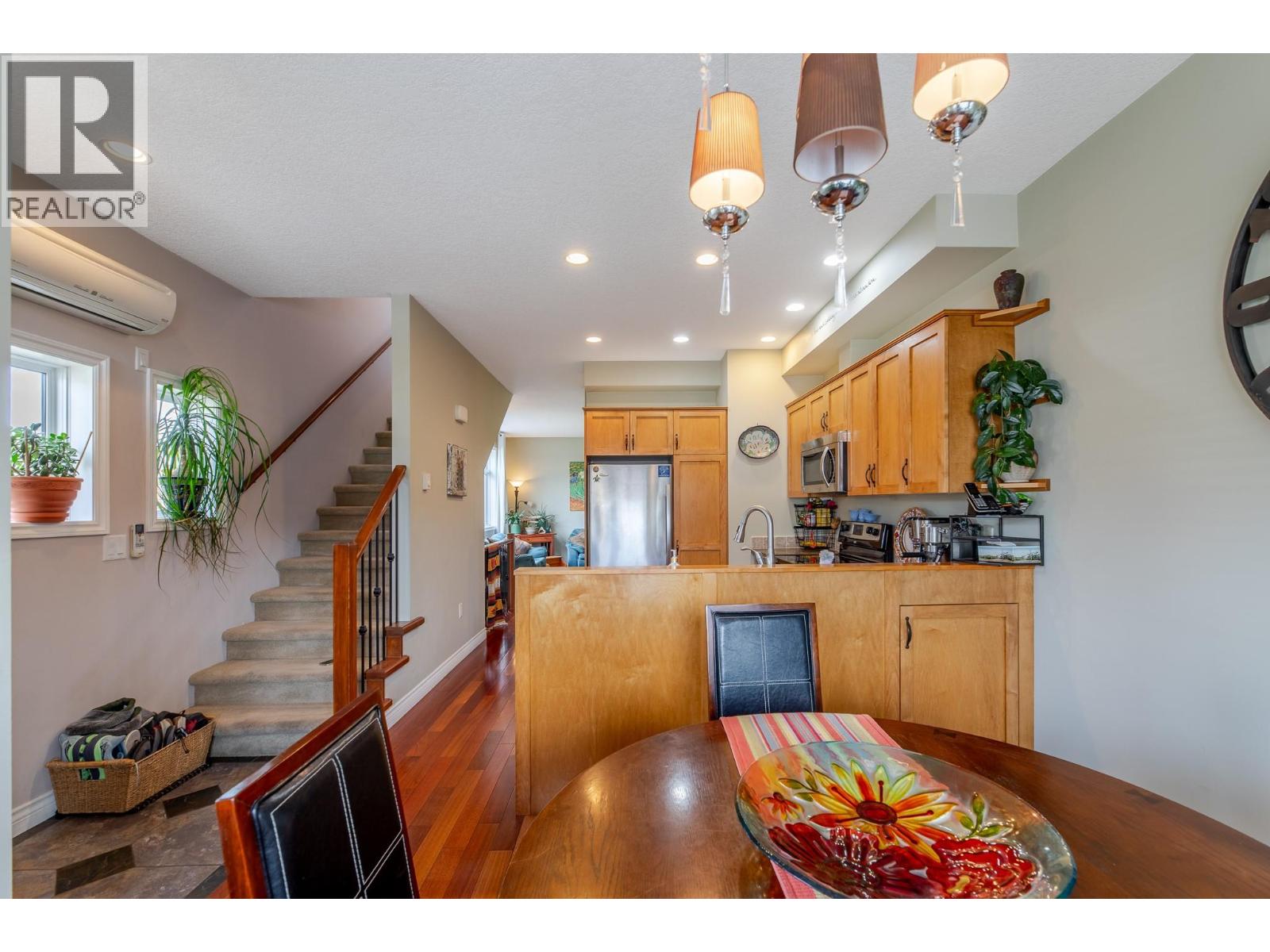 114 Lakeview Street, Penticton, British Columbia  V2A 5R8 - Photo 7 - 10380380